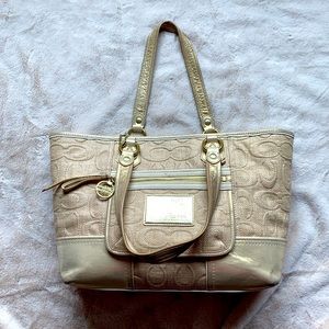 Coach Poppy Tote
